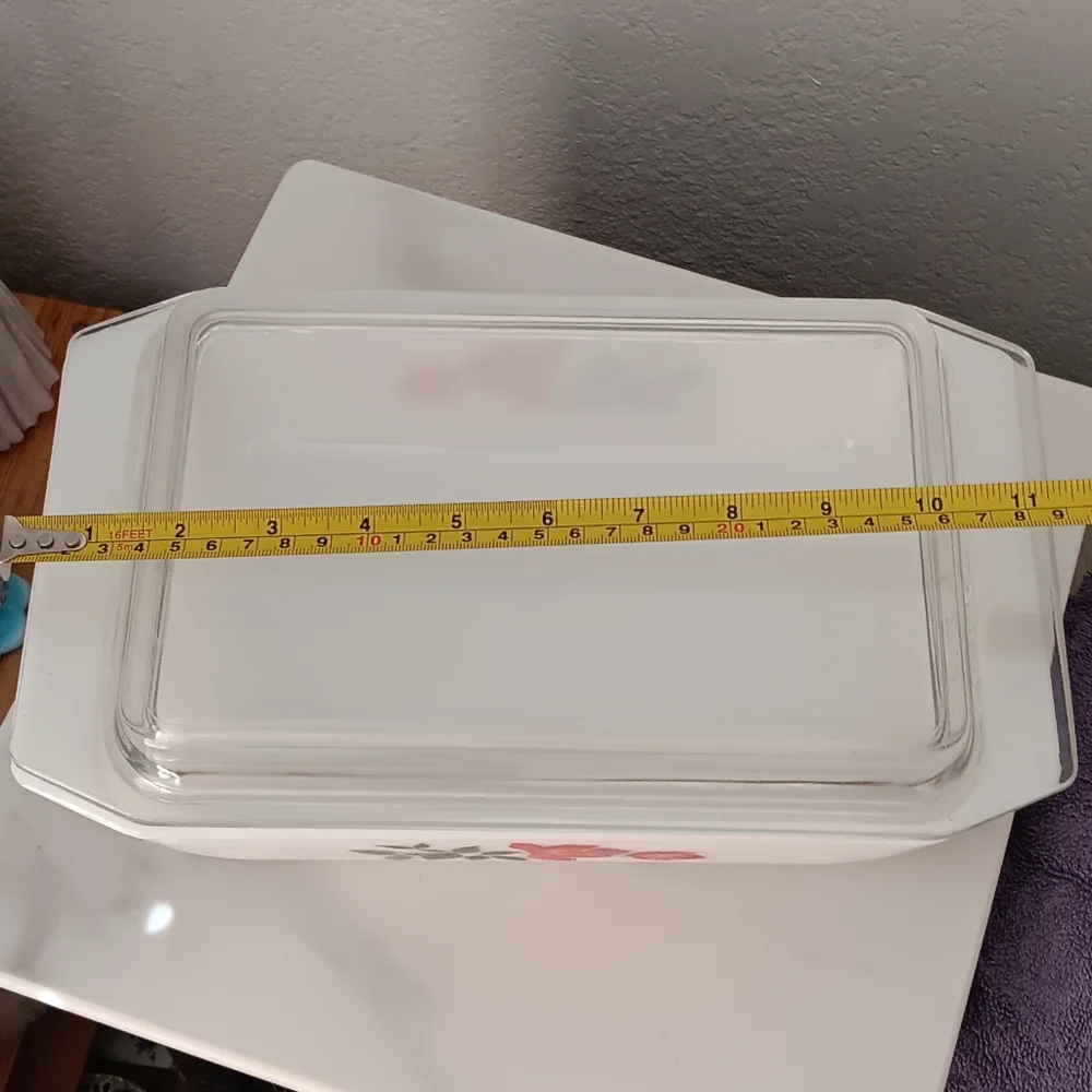 Glass Lid White Floral Baking Dish - Picture 3 of 13